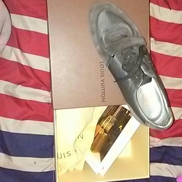 Shoes - Picture 1 of 2