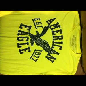 American Eagle Men's medium t-shirt