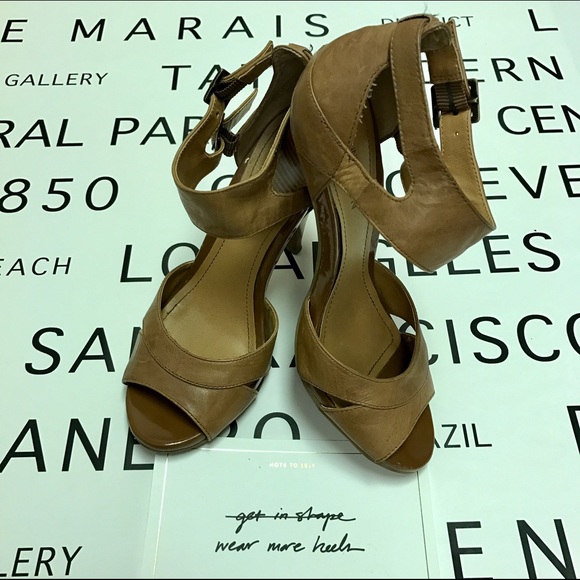 New Listing! Leather Heeled Sandals w/Ankle Straps - Picture 2 of 4