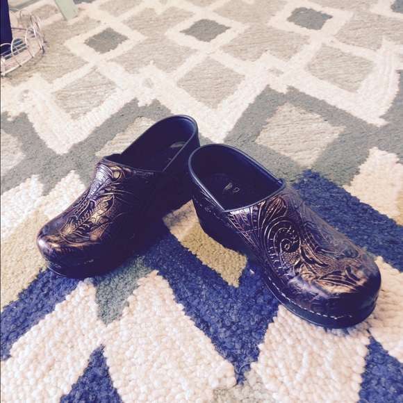 Dansko Professional Tooled Clog