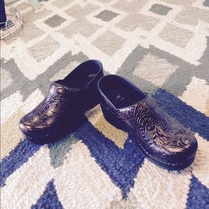 Dansko Professional Tooled Clog