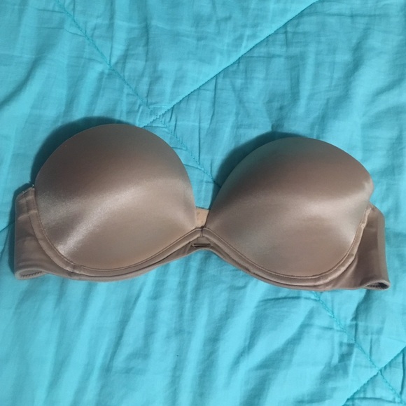 Victoria's Secret Nude strapless bra