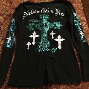 Cowgirl Tuff Long Sleeved Shirt Sized M