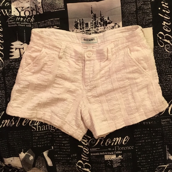 Lovely pair of white textured shorts from Old Navy