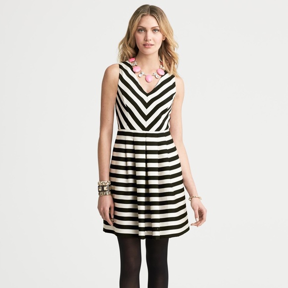 Banana Republic NWT striped black and white dress