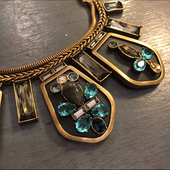 Blue Streak Necklace - FINAL PRICE DROP - Picture 2 of 2