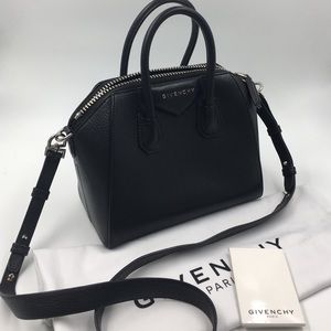 Givenchy Antigona Mini in black w/dustbag