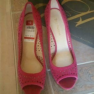 Cute pink heels brand new