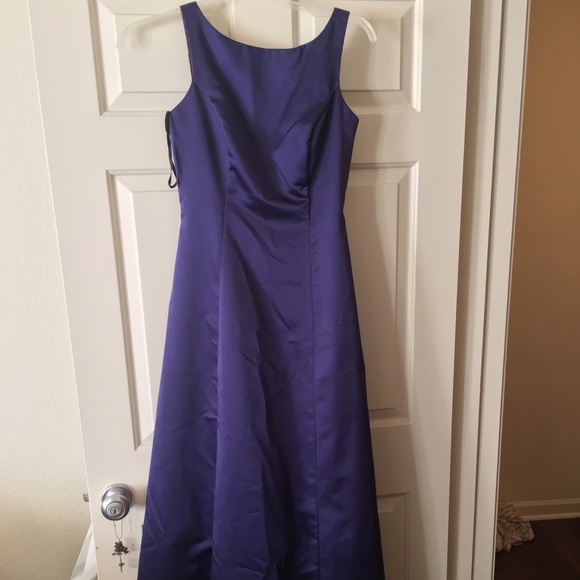 Formal Dress - Picture 1 of 3
