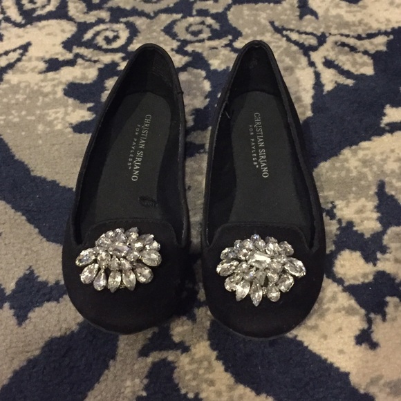 Cute black flats with rhinestones ✨