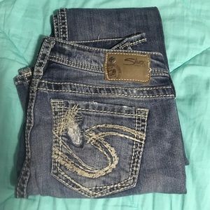 Silver brand distressed jeans "Tuesday" style