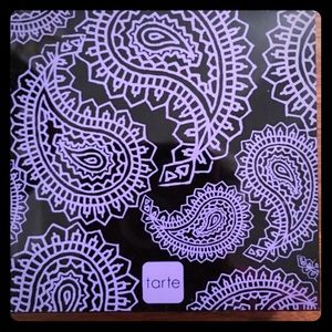 Tarte Brand New "8 Date Nights" Lipgloss set!