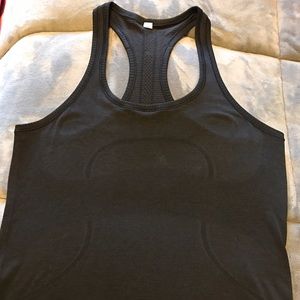 Lulu swiftly black tank