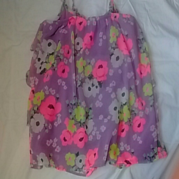 Tanktop - Picture 2 of 3