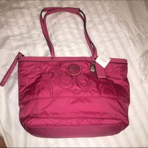 NWT! Coach small purse