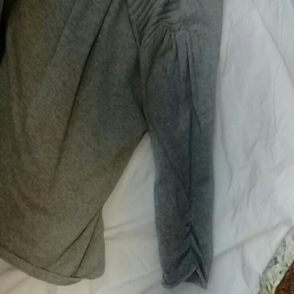 Sweater - Picture 4 of 4