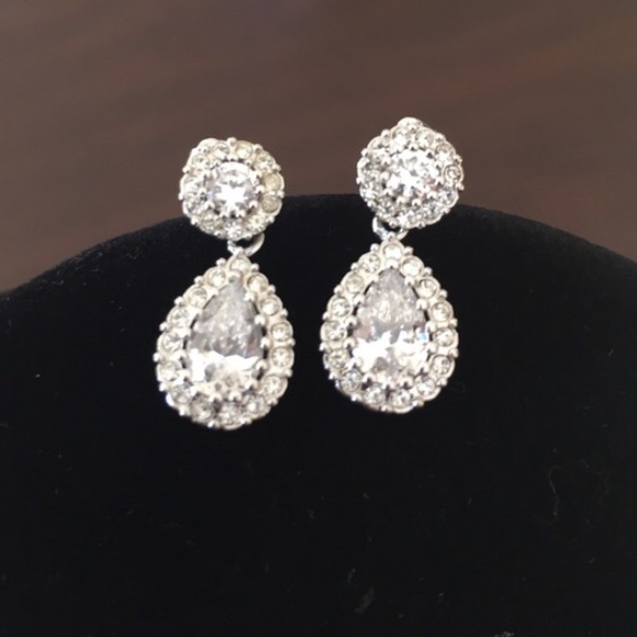 Teardrop & Heart Drop Earrings