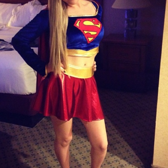 Superwoman 4 piece Halloween Costume