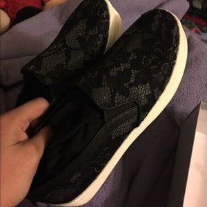 Mossimo black lace shoes7.5