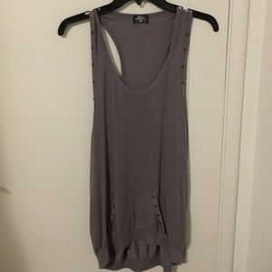 Loose, long tank top