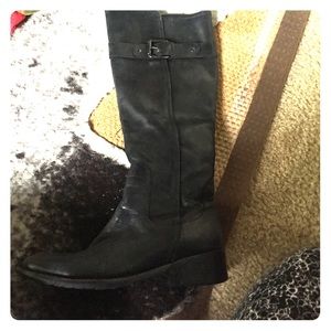 Cole Haan boots. Loved n used but still look good