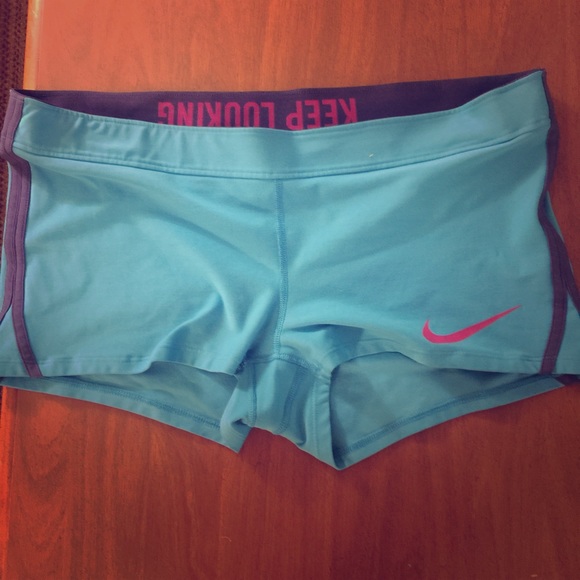 Nike Shorts - Picture 1 of 3