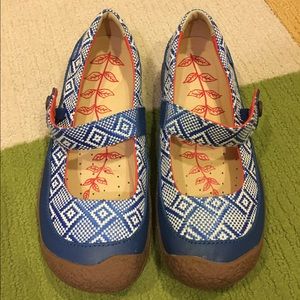 NIB Keen Mary Janes, Size 7.5
