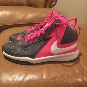 Girls Nike Basketball Sneakers