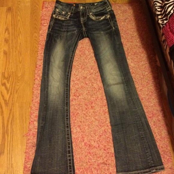 Buckle miss me jeans