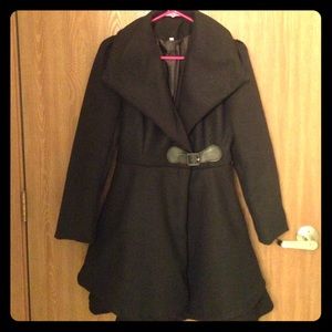 Black long sleeve trench coat.