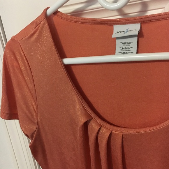 Shimmery Peach Top - Picture 2 of 3