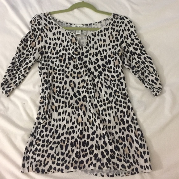 White House black market Blouse