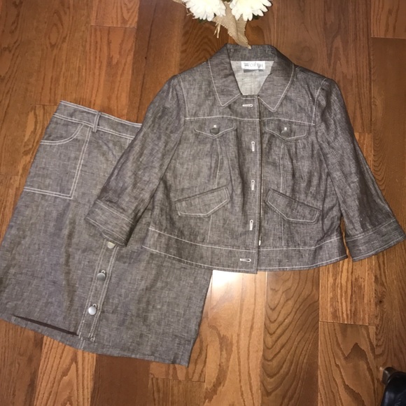 Jean like Brown Mix Suit by WORTH