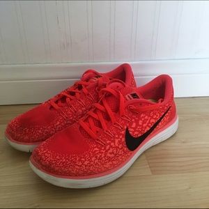 Nike Free Distance