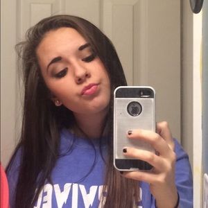 Meet your Posher, Jade