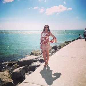 Meet your Posher, Regina