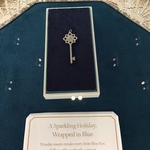 Meet your Posher, Jen