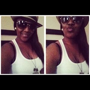 Meet your Posher, Raven