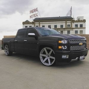 Meet your Posher, Cristian