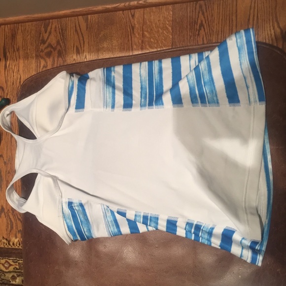 Women's medium Nike dri fit tank top - Picture 2 of 3