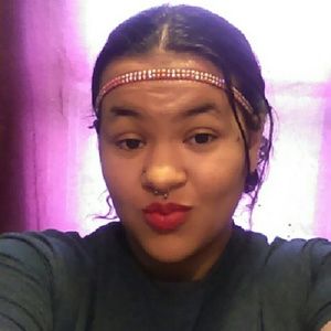 Meet your Posher, Shana