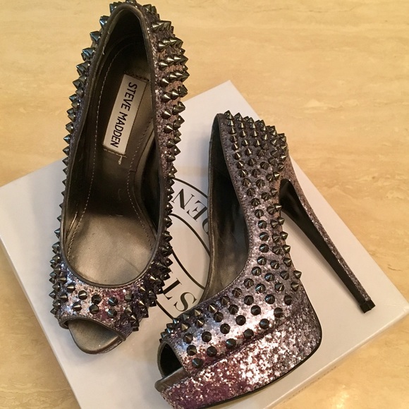 Steve Madden - Pewter studded platforms - Picture 2 of 3