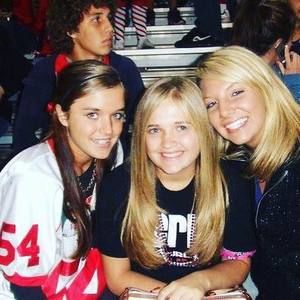 Meet your Posher, Carly