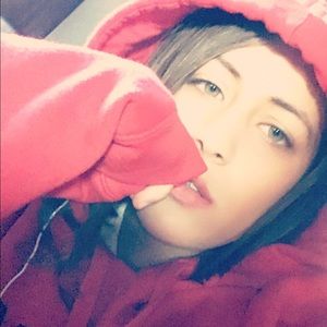 Meet your Posher, Miracle