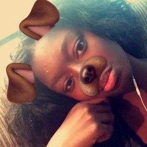 Meet your Posher, Latoya