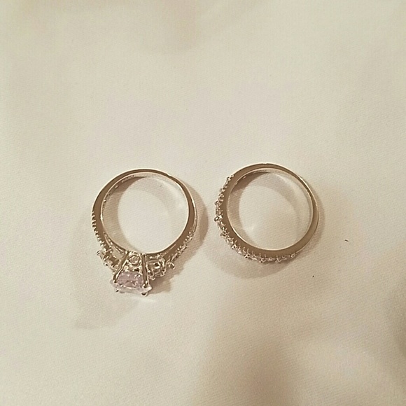 cubic zirconia   wedding ring set - Picture 2 of 4