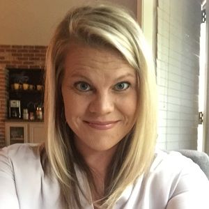 Meet your Posher, Lyndsey