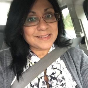 Meet your Posher, Beatriz