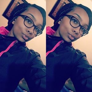 Meet your Posher, Jasmine