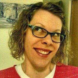 Meet your Posher, Desi